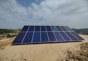 Sistema di pompaggio solare da 3 kW/4 kW/5,5 kW nella contea di Zizhou, città di Yulin, provincia di Shaanxi
