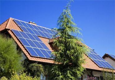 Evasione! La capacità solare greca triplicherà entro il 2022