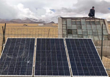 Sistema di approvvigionamento idrico solare da 0,37 kW in Tibet