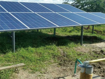 10 set di sistemi di pompaggio solare da 2,2 kW a Columbia